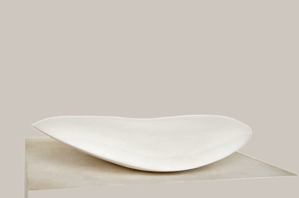 jamal art gallery bahrain 39x31x6cm, White Marble, 2020.