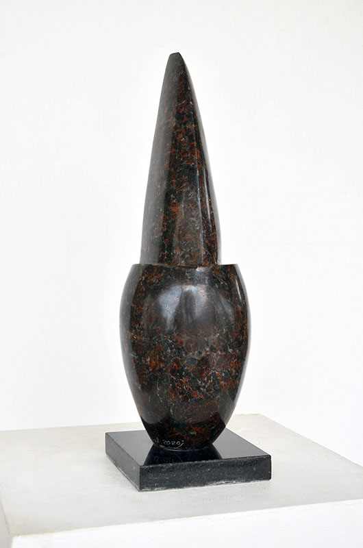 jamal art gallery bahrain 47x13x12cm, Granite, 2020.