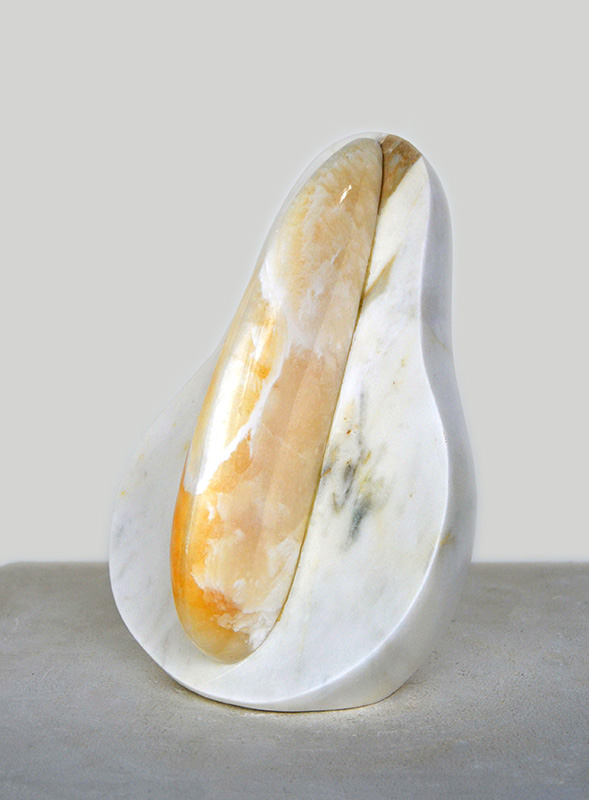 art-jamal White fruit, 31x20x20cm, marble, 2020.