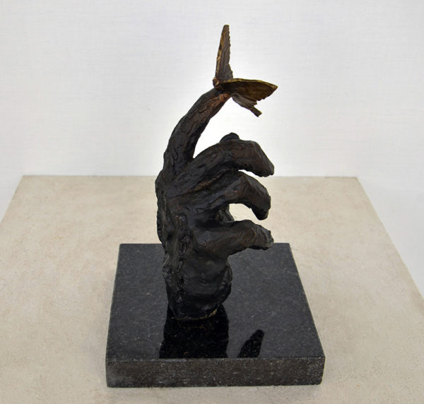 Butterfly Finger2, 20x10x8cm, bronze, 2021